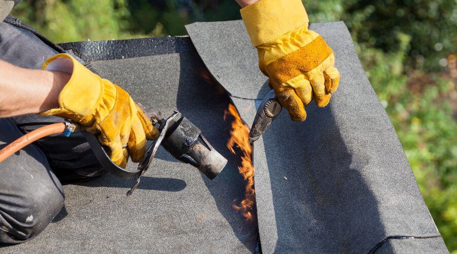 Professional flood damage restoration services in Anamosa, IA